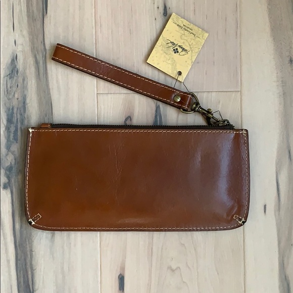 Patricia Nash St Croce Tan Wristlet NWT - Picture 2 of 8